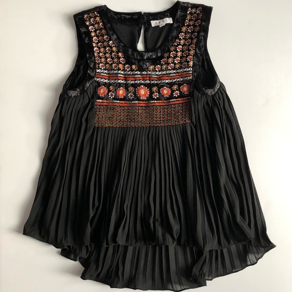 Black embroidered too - Picture 1 of 5